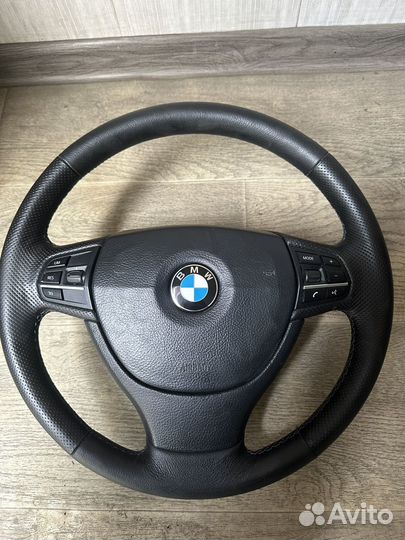 Руль с подушкой BMW F10