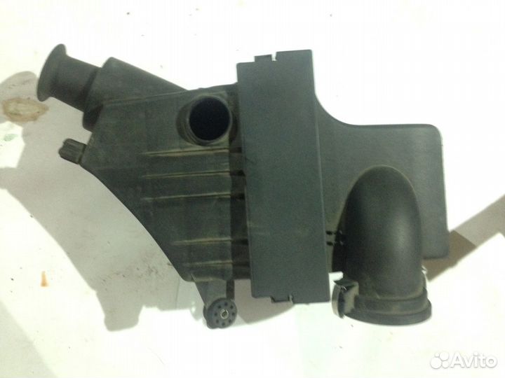 Корпус воздушного фильтра BMW е38 e39