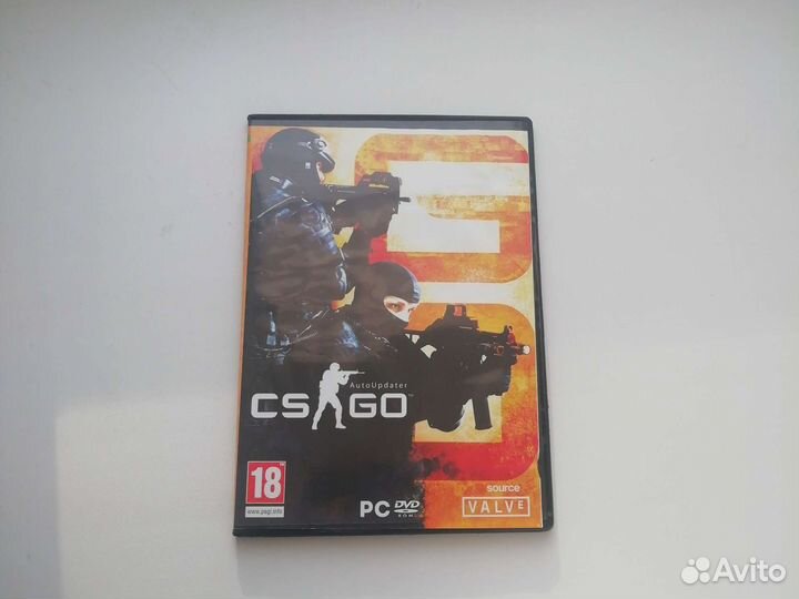 Стопка дисков с играми