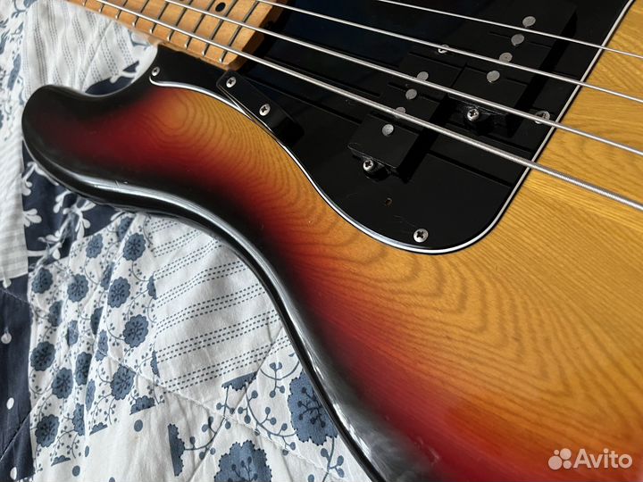 Бас гитара Hondo 2