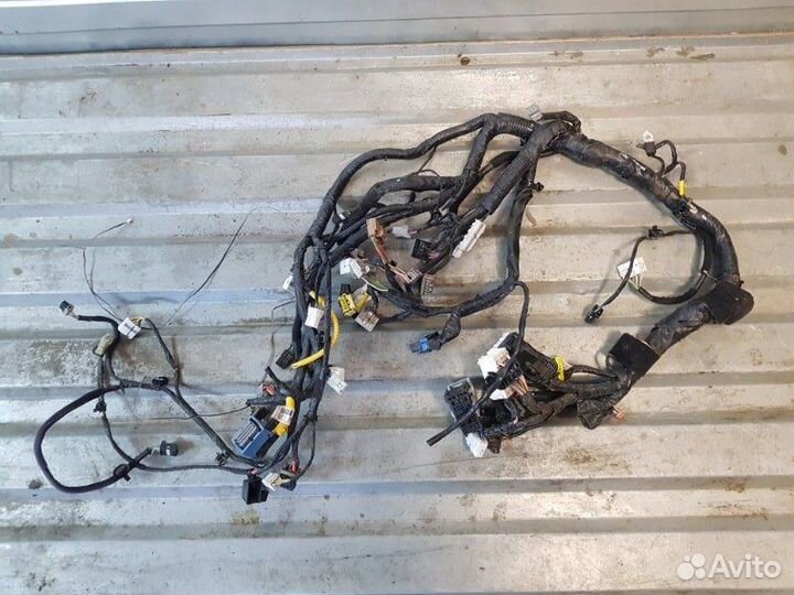 Проводка салонная под торпедо Kia Rio X-Line FB