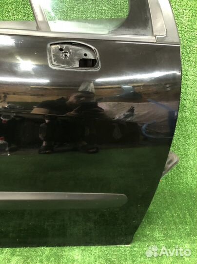 Дверь передняя правая Peugeot 308