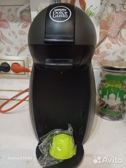 Кофеварка капсульная dolce gusto