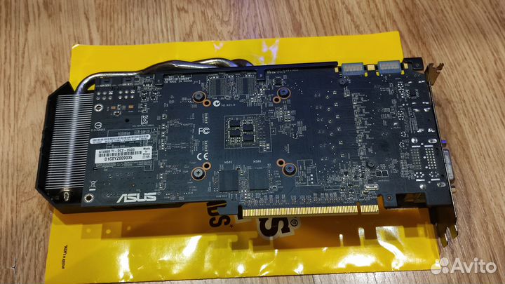 Asus Geforce GTX 660 ti 2 GB