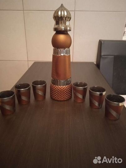 Штофы и графины