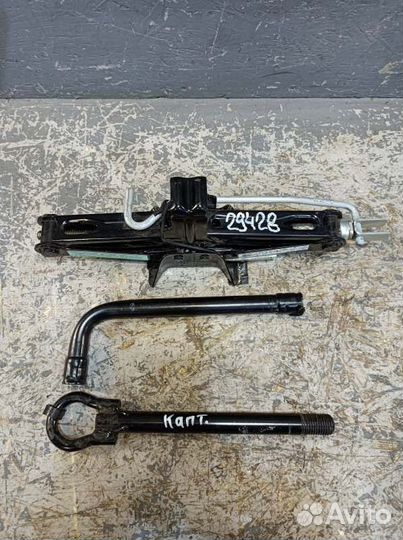 Набор инструментов Renault Kaptur