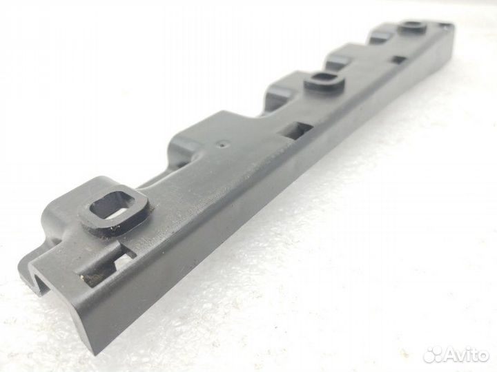 Кронштейн крыла передний правый Bmw 6-Series E63