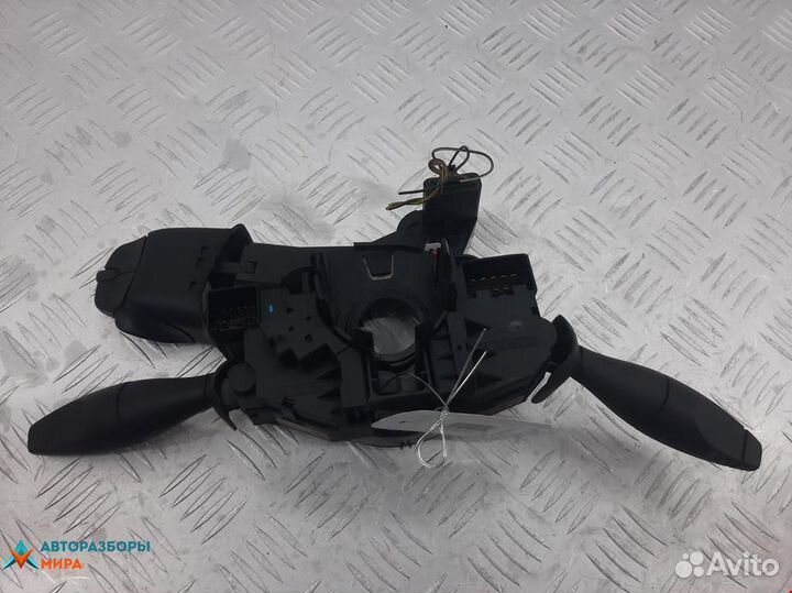 Переключатель подрулевой (стрекоза) Ford Focus