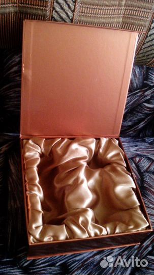 Коробка подарочная