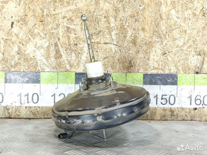 Усилитель тормозов вакуумный Volkswagen Polo 1994