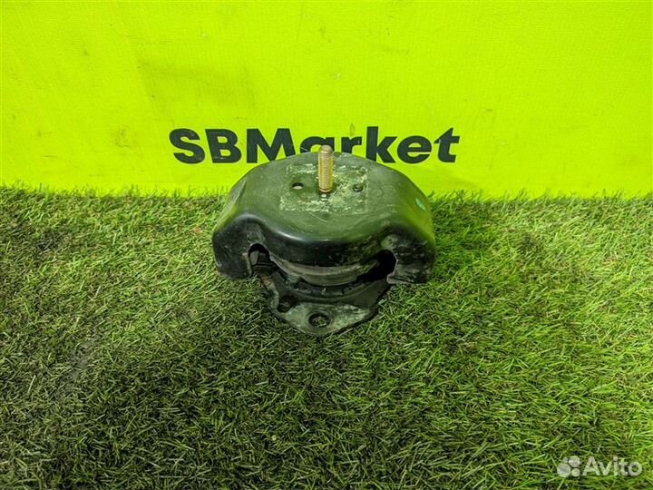 Подушка двигателя передняя правая Mitsubishi