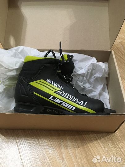 Лыжные ботинки