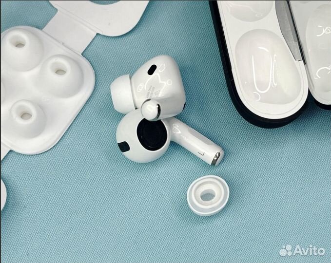 Наушники AirPods Pro 2023 версия