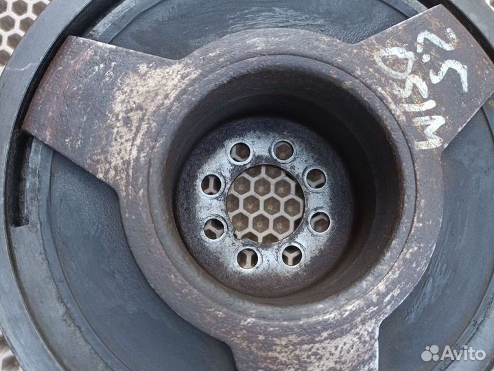 Шкив коленвала 059105251M 2.5 TDI VAG AKE AFB AKN