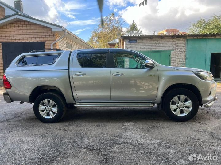 Toyota Hilux 2.8 AT, 2016, 165 000 км