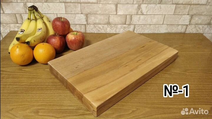Доска для подачи нарезки. Разделочная доска