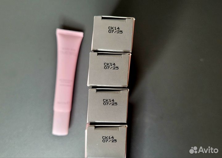 Крем для кожи вокруг глаз Мери Кей