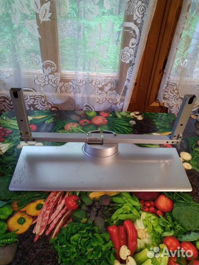 Подставка для телевизора