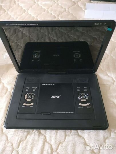 Портативный DVD-плеер XPX EA-1769L 17
