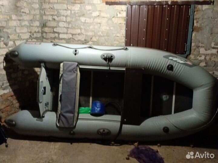 Продаётся мотор с лодкой