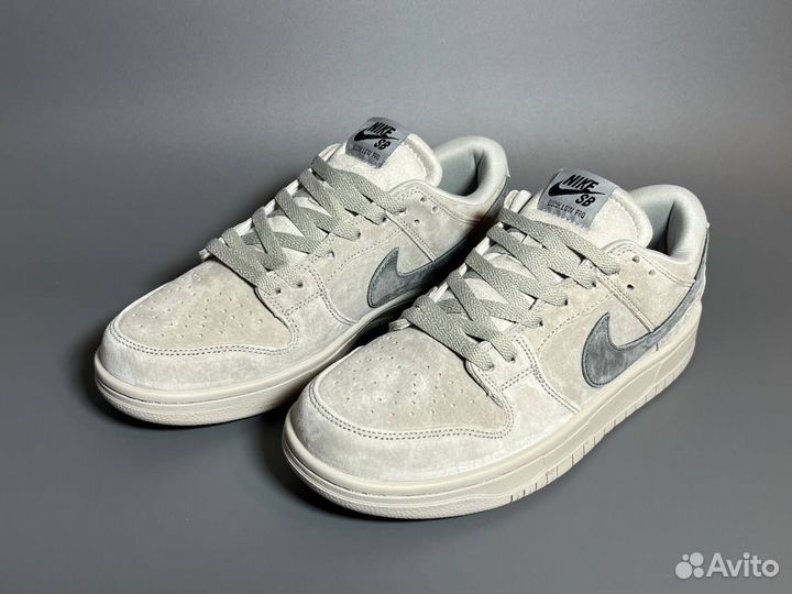 Nike dunk low grateful dead