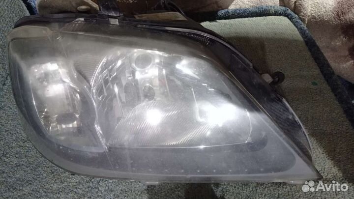 Передняя фара рено логан