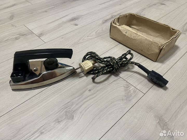 Дорожный утюг СССР