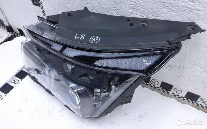 Фара левая Hyundai Santa Fe