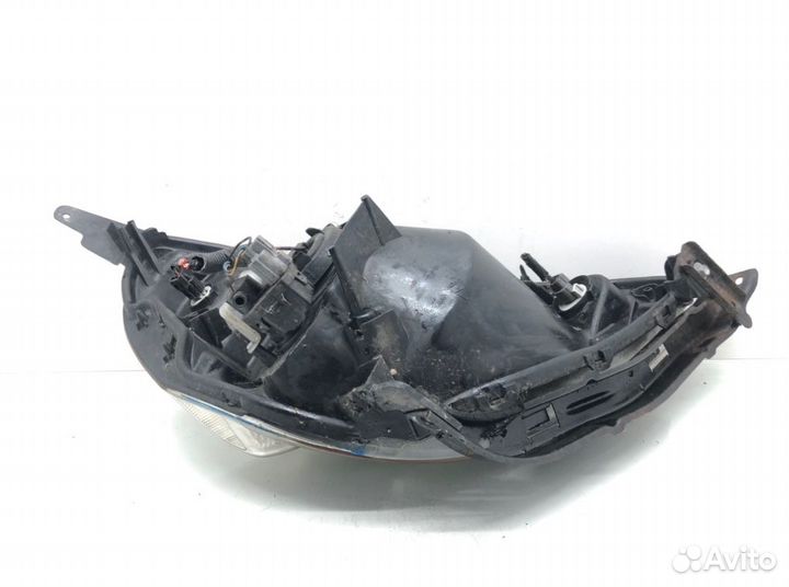 Фара Honda Jazz (2002-2008)