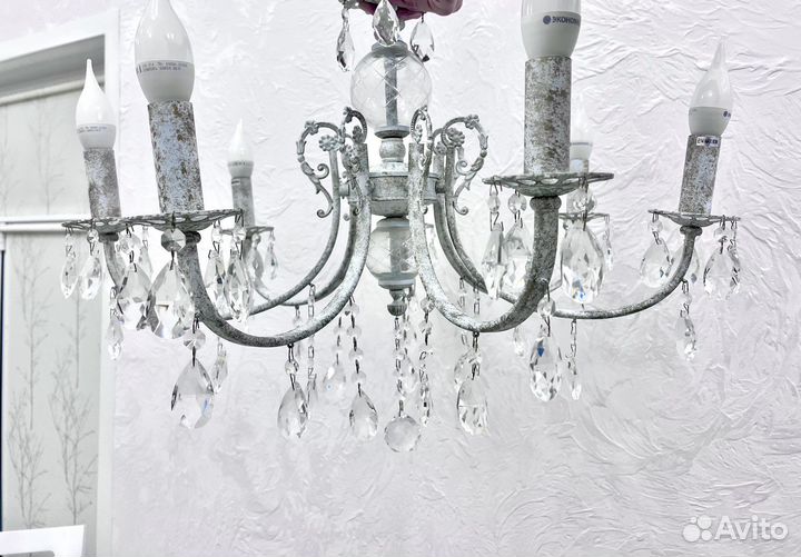 Люстра в классическом стиле