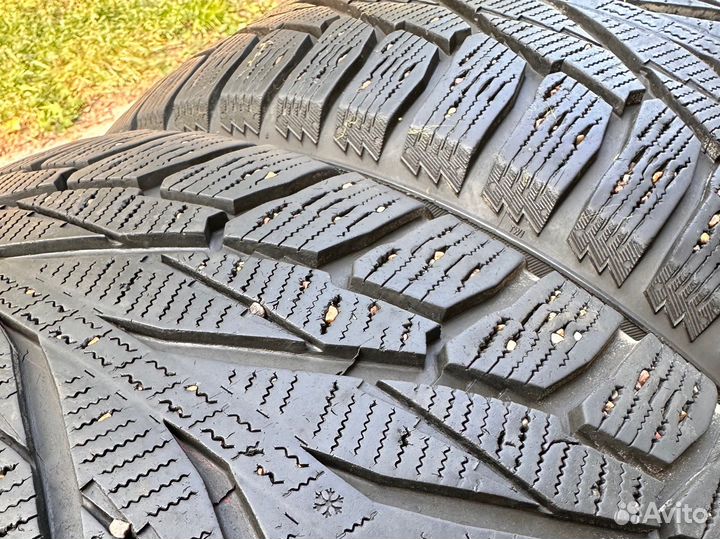 Nokian Tyres Hakkapeliitta R2 SUV 285/60 R18 116R