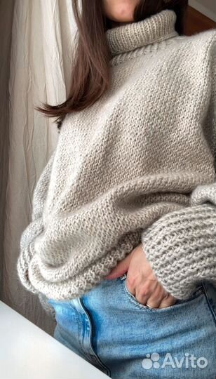 Свитер ручной работы
