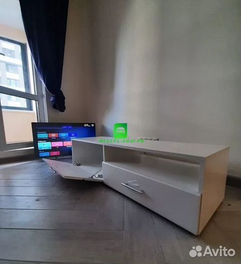 Тумба под телевизор новая