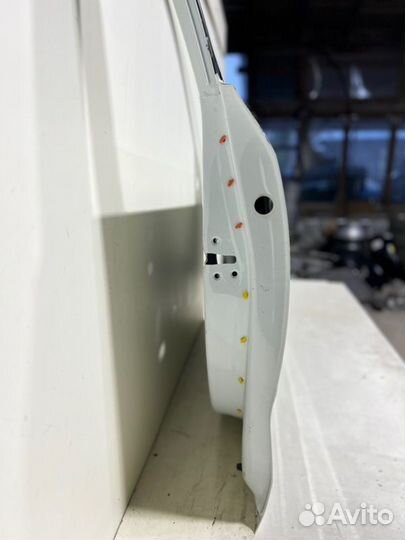Дверь боковая передняя правая Kia Rio 4 2017