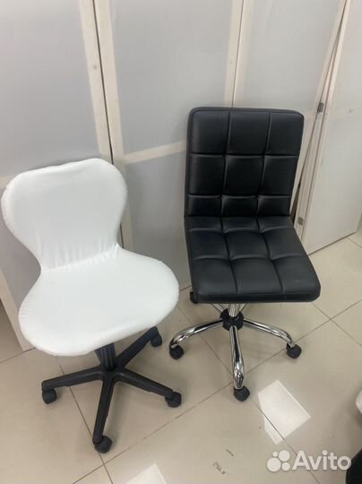 Стул без спинки