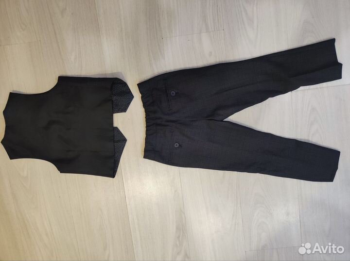 Костюм next 110 5-6 лет