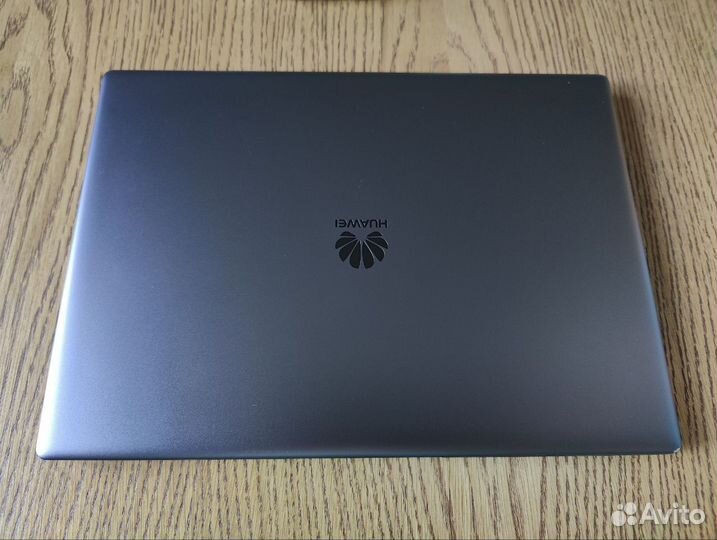 Huawei matebook 10 pro
