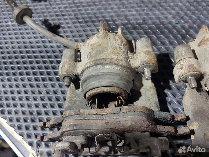 Суппорта тормозные передние Ford focus 1