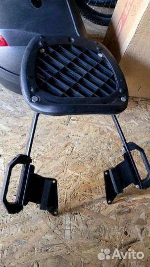 Крепление заднего кофра vfr1200