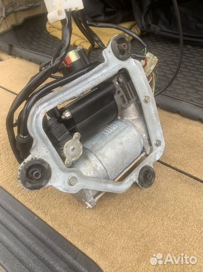 Пневмокомпрессор Range Rover L322