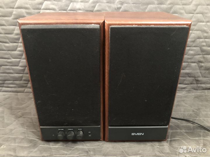 Колонки Sven SPS-702, 2х20Вт