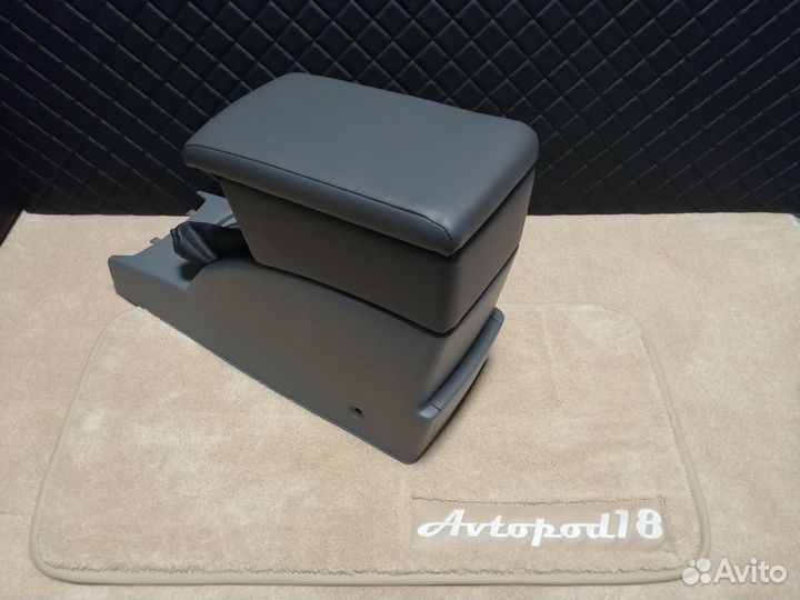 Подлокотник Лачетти