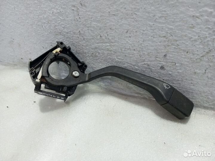 Переключатель стеклоочистителя volkswagen passat B3 Уневерсал