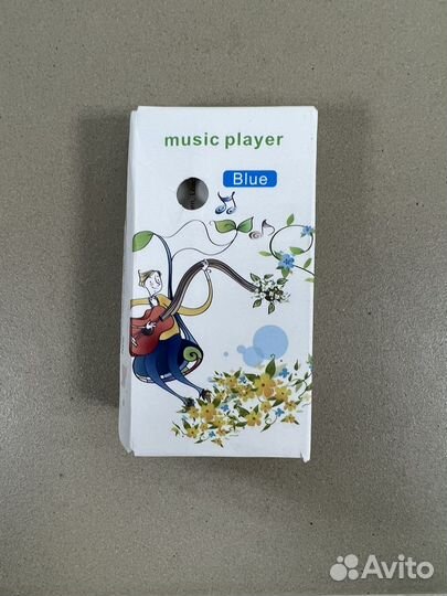 MP3 плеер с наушниками новый