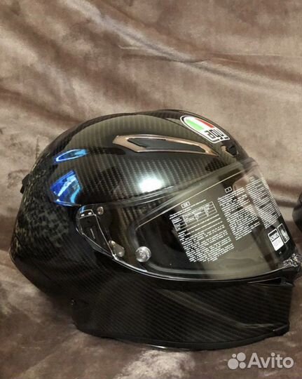 Мотошлем agv pista