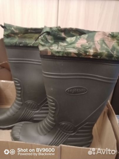 Резиновые сапоги 