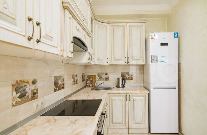 2-к. квартира, 44 м², 1/10 эт.