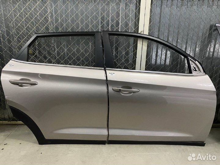 Дверь передняя правая Hyundai Tucson 3 бу целая
