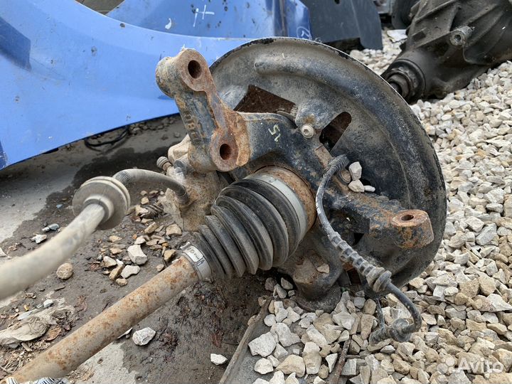 Renault Megane 3 - Правый поворотный кулак