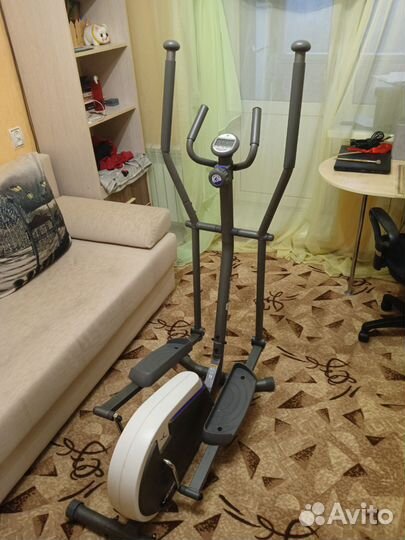 Эллиптический тренажер domyos